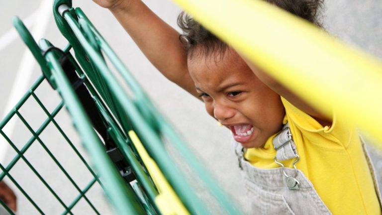 9 Genius Tips for Handling Temper Tantrums in Public How to handle temper tantrums in public