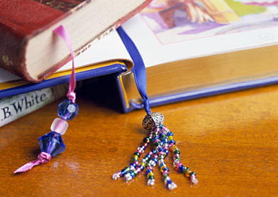 cool craft ideas for teenagers-ribbon book mark