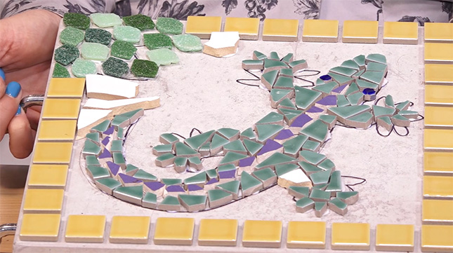 garden craft ideas mosaic tile