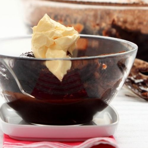 Self-saucing chocolate fudge pudding