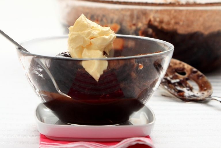 Chocolate Fudge Pudding Self-saucing chocolate fudge pudding