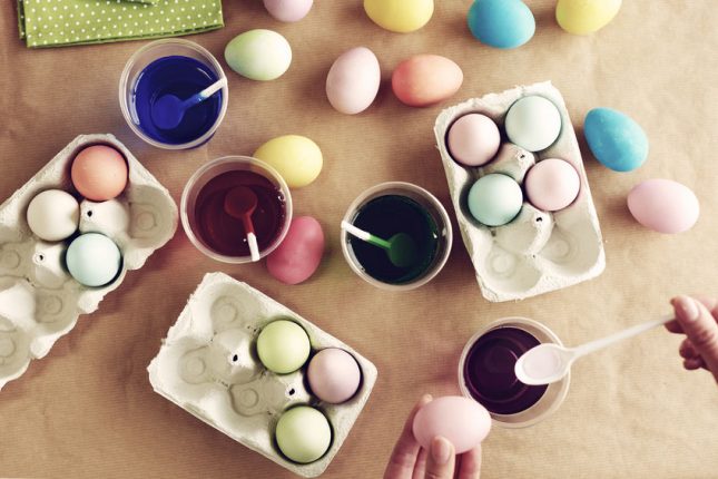 easter egg craft dying 