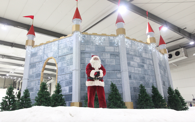 Visit Santa’s Magic Castle at Snowplanet Snowplanet
