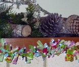 Make a fast rag tag Christmas garland