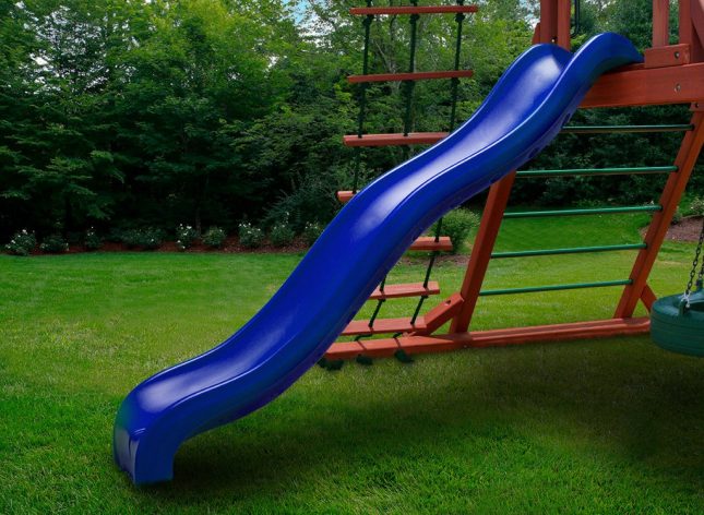 Win this awesome Wiki Wave slide from Kiwiplay wikiwaveslide-blue