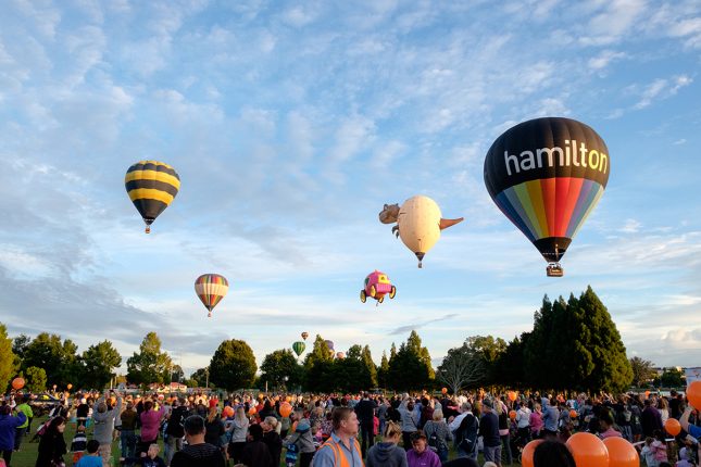 Win a VIP family pass to Balloons Over Waikato’s ZURU Nightglow event plus a Bunch O Balloons toy prize pack – valued at $497 balloons over Waikato