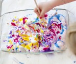 marbling-effect-with-shaving-cream