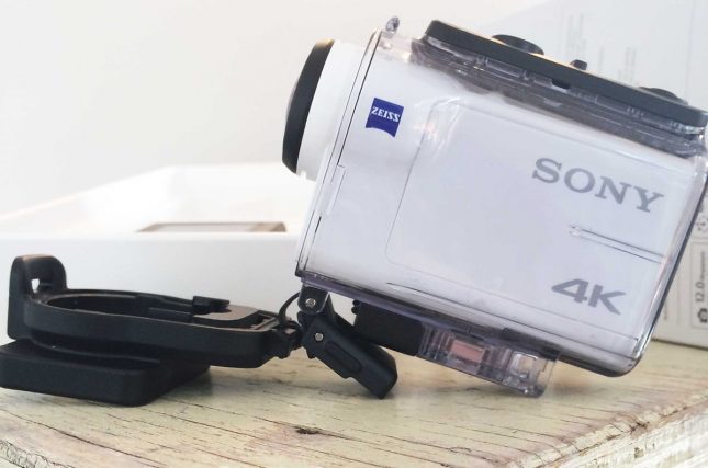 Sony FDR-X3000R review waterproof cover clip