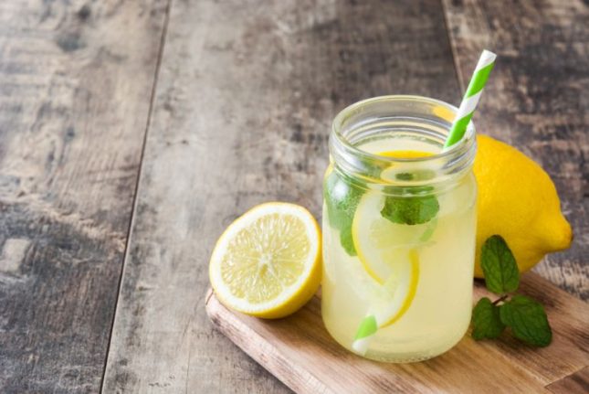 Terrific Homemade Lemon Cordial Recipe