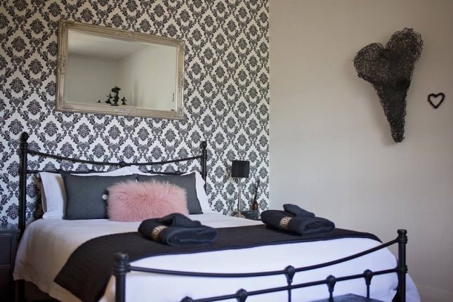 Grey Lynn Railway Cottage Martinborough-bedroom