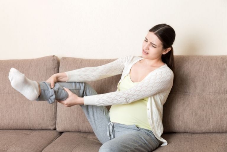 19 Weeks Pregnant – Your Baby, You & Your Body, Advice and More 19 Weeks Pregnant