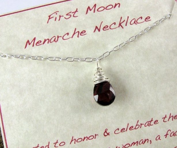 Great period party ideas - moon necklace