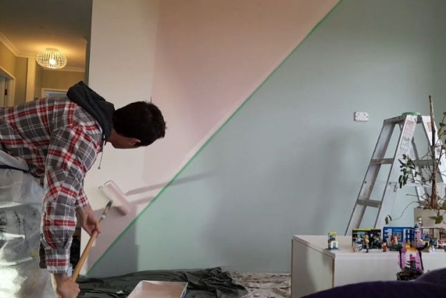 DIY Geometric Feature Wall-painting
