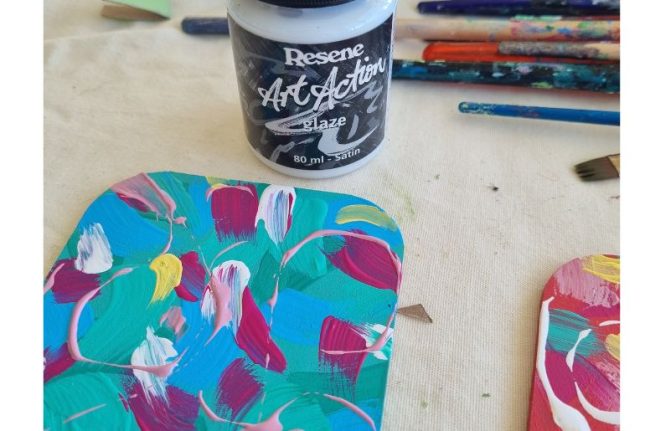 DIY Painted Coasters-glaze seal