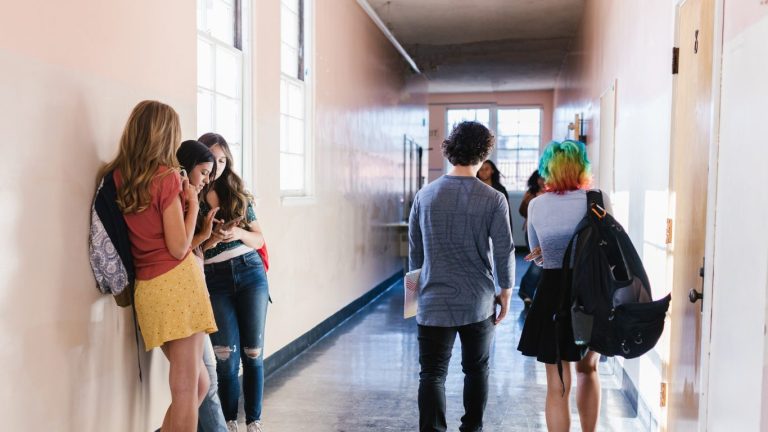 10 Things Your Teen Should Know Before They Start Dating